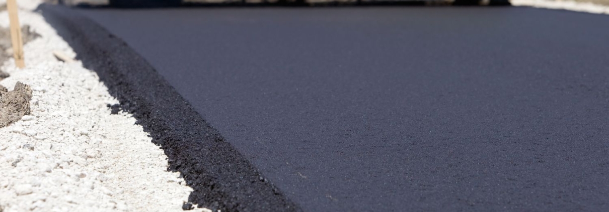 Best Asphalt Paving Contractors in Cedar Falls